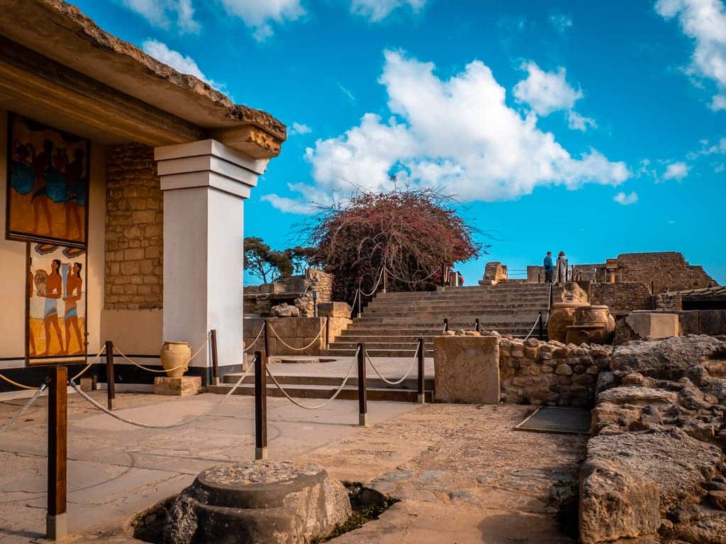 Knossos Palace på besök under hösten