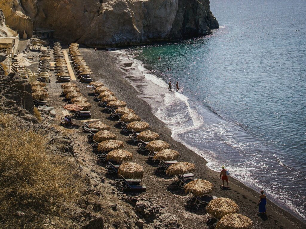 Playa Negra de Santorini