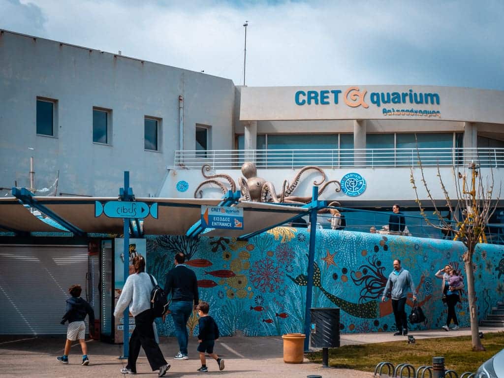 El CretAquarium es un destino perfecto para pasar un día en Creta con niños, especialmente cuando hace mal tiempo.