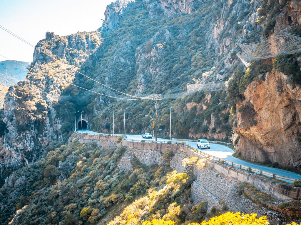En coche a Elafonisi por el desfiladero de Topolia