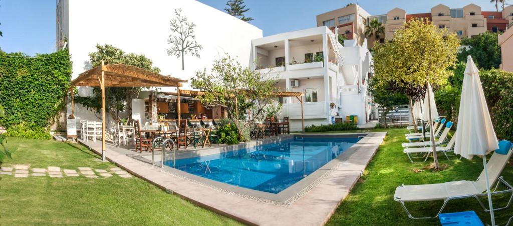 Tree of Life Art Hotel