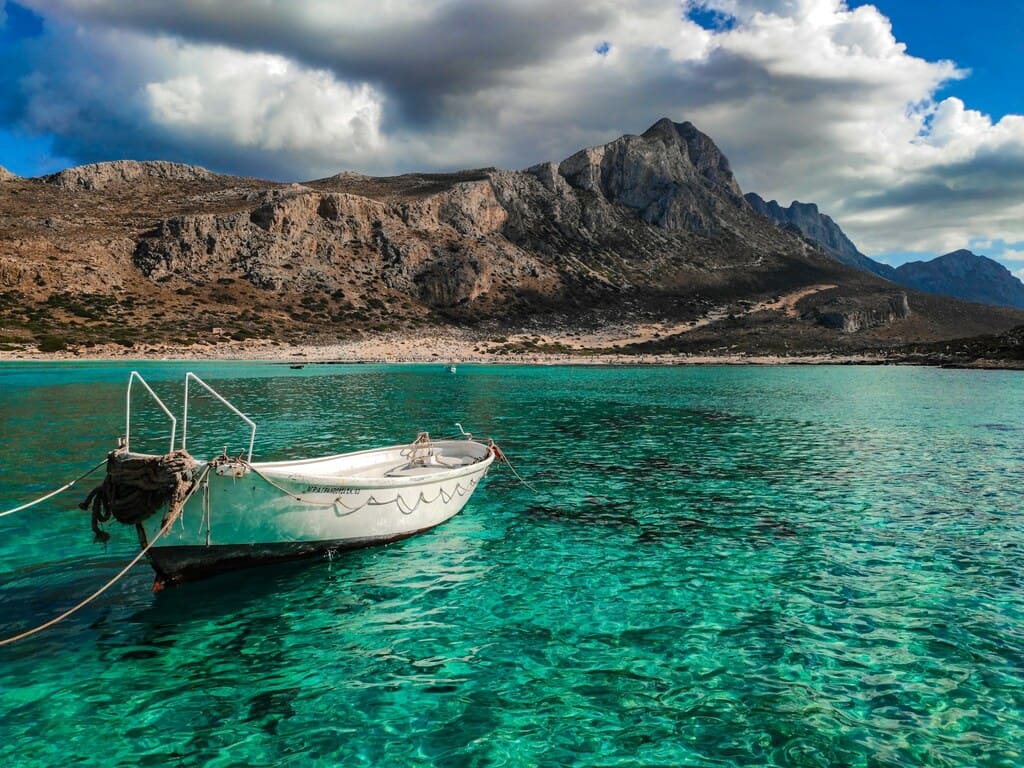 Bateau de Crète occidentale à la plage de Balos