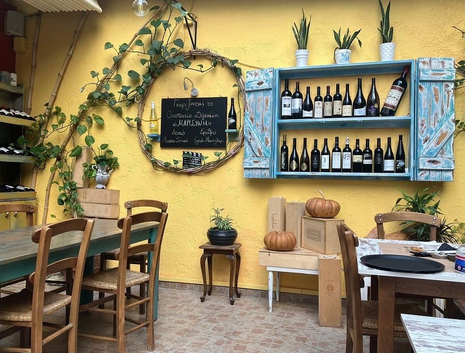 Avli Μεζεδοπωλείο Η Αυλή Meze Restaurant Heraklion Crete